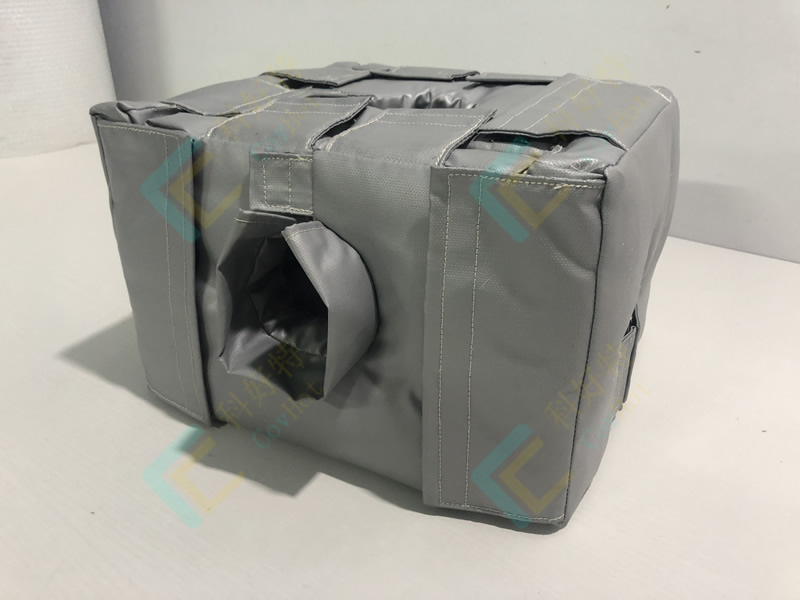 可拆卸式<a href=http://m.zuizhineng.cn/e/tags/?tagname=%E4%BF%9D%E6%B8%A9%E5%A5%97 target=_blank class=infotextkey>保溫套</a>