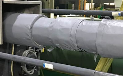 注塑機(jī)<a href=http://m.zuizhineng.cn/e/tags/?tagname=%E4%BF%9D%E6%B8%A9%E8%A1%A3 target=_blank class=infotextkey>保溫衣</a>的好處